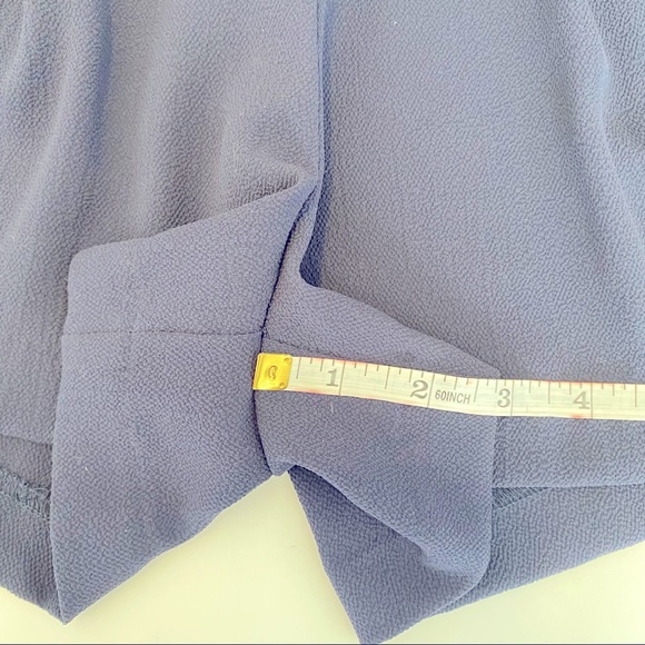 H&M women’s Deep V bow strap detail navy blue open back shorts Romper - size 6 - Picture 13 of 16